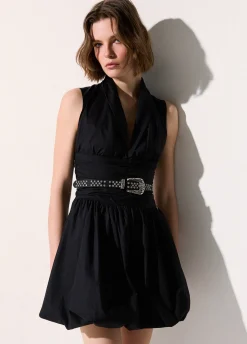 Abito corto con cut-out
