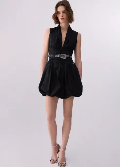 Abito corto con cut-out