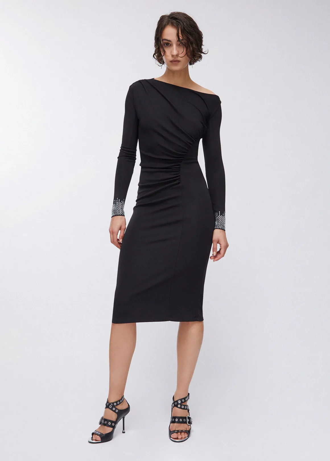 Abito elegante con strass
