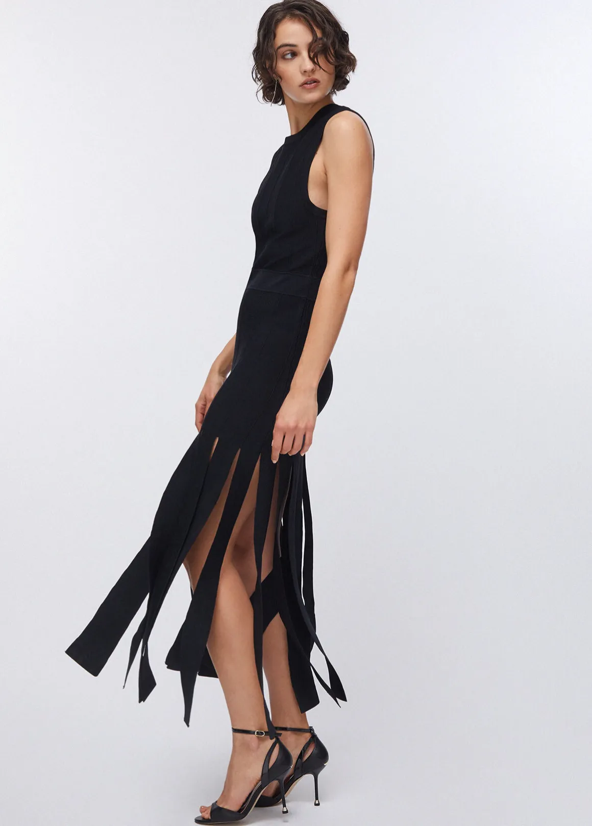 Abito in maglia con frange