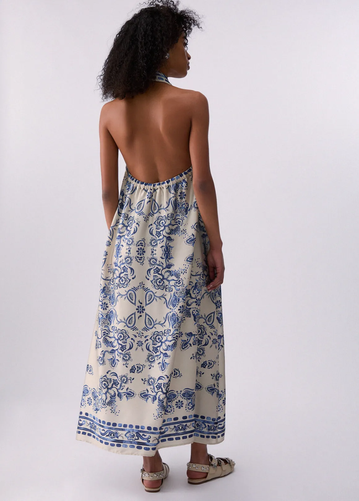 Abito lungo con stampa foulard