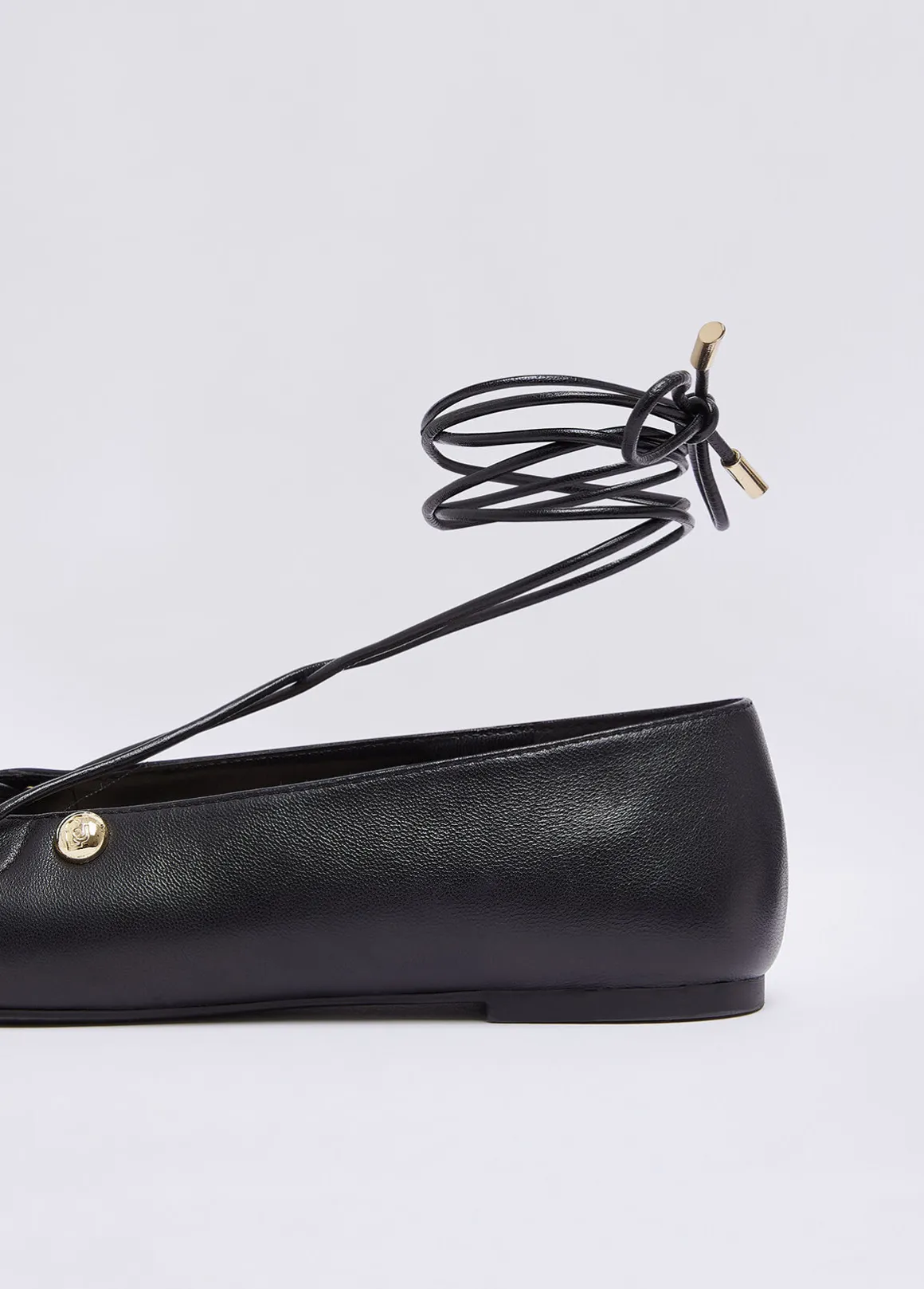 Ballerine lace-up