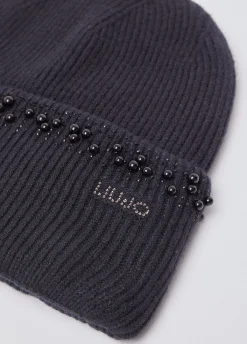 Berretto in maglia con perle