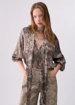 Blusa in raso stampato