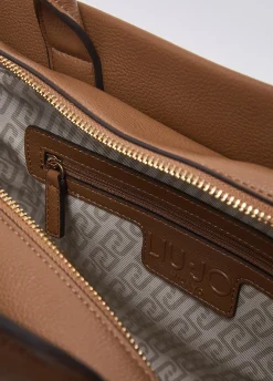Borsa a mano media con charm