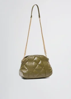 Borsa a tracolla media matelassé con charm