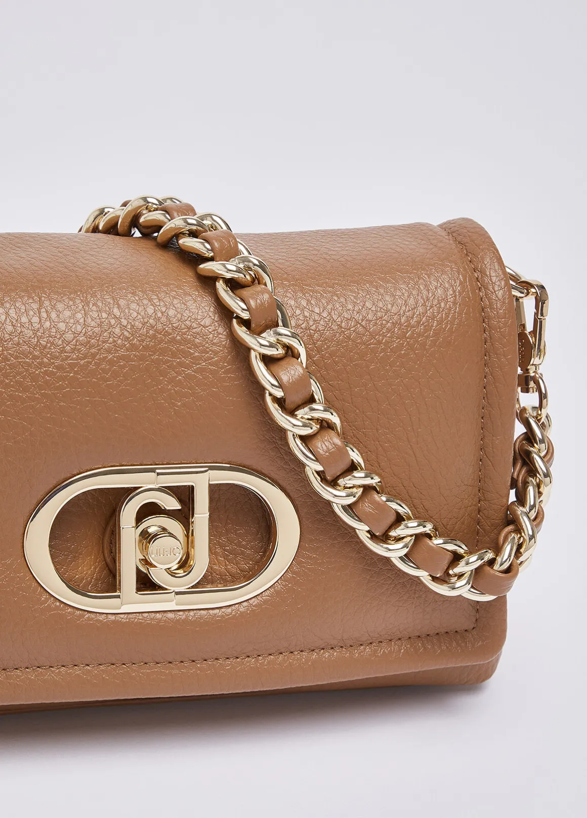Borsa LaPuffy media