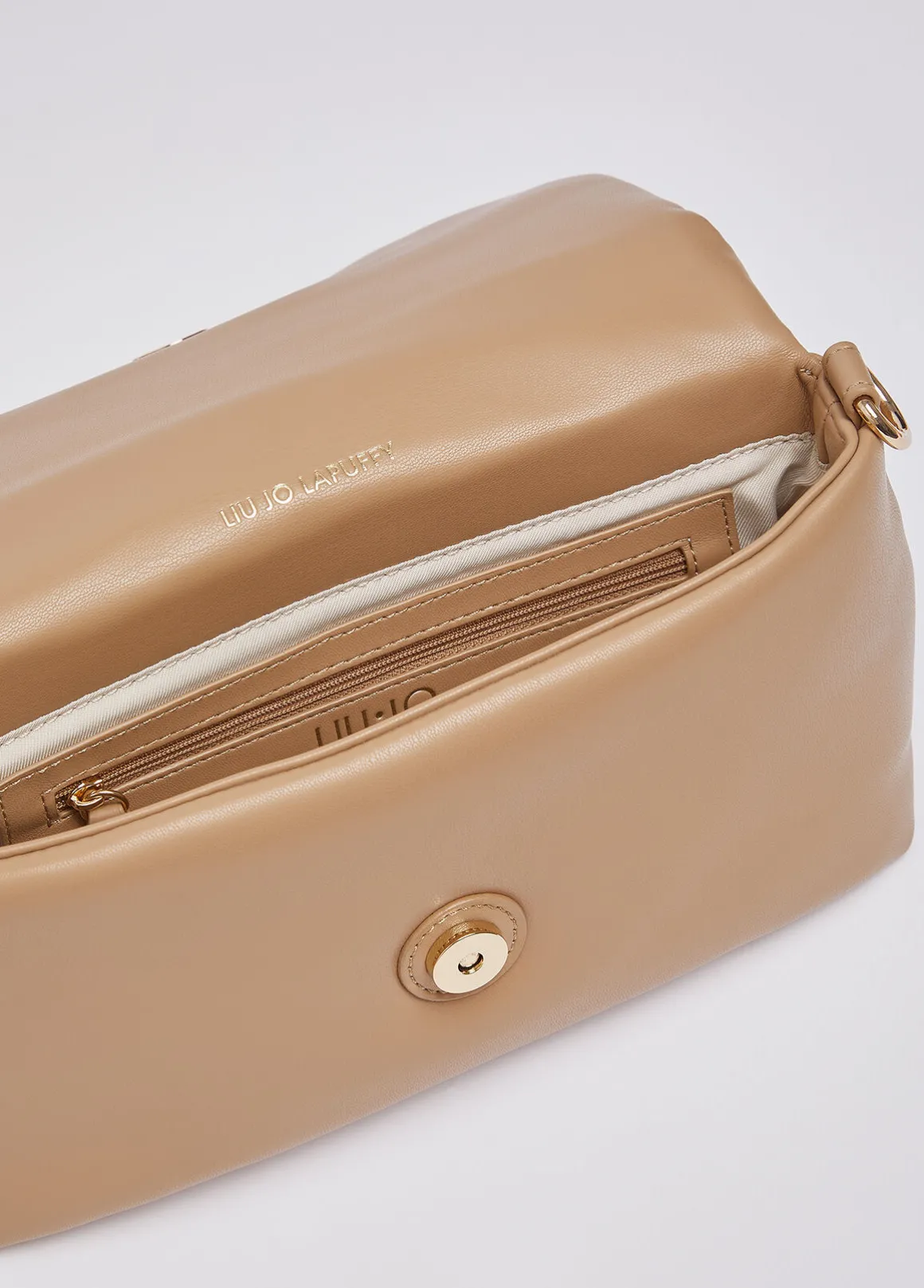 Borsa LaPuffy media