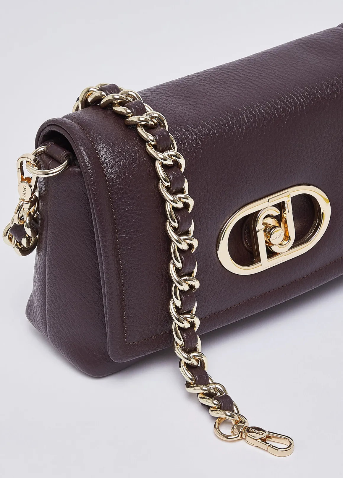 Borsa LaPuffy media