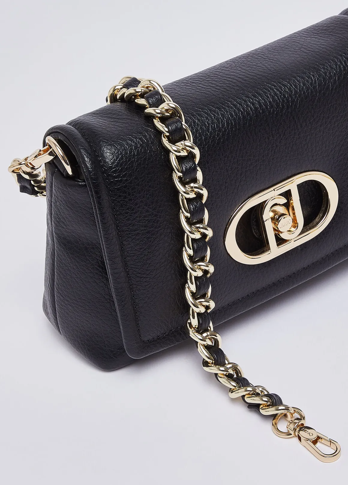 Borsa LaPuffy media
