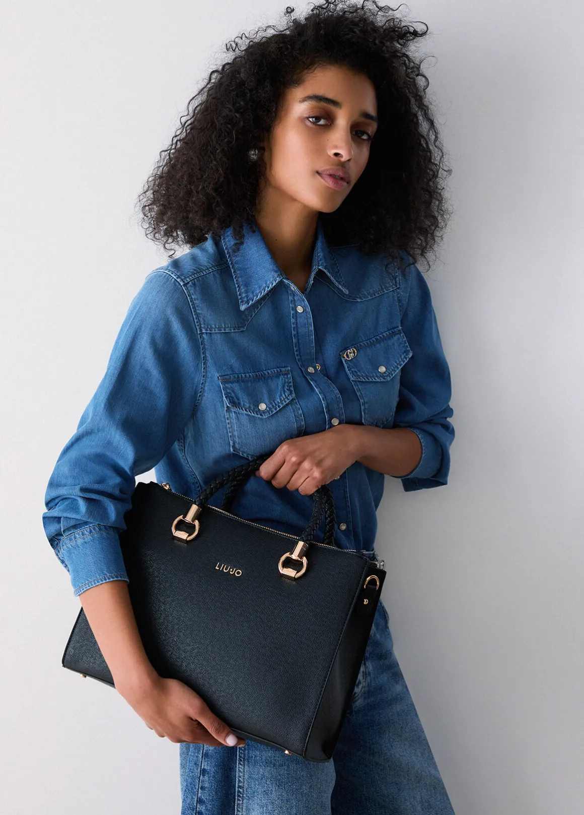 Borsa satchel media