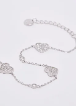 Bracciale in argento con cuori gioiello