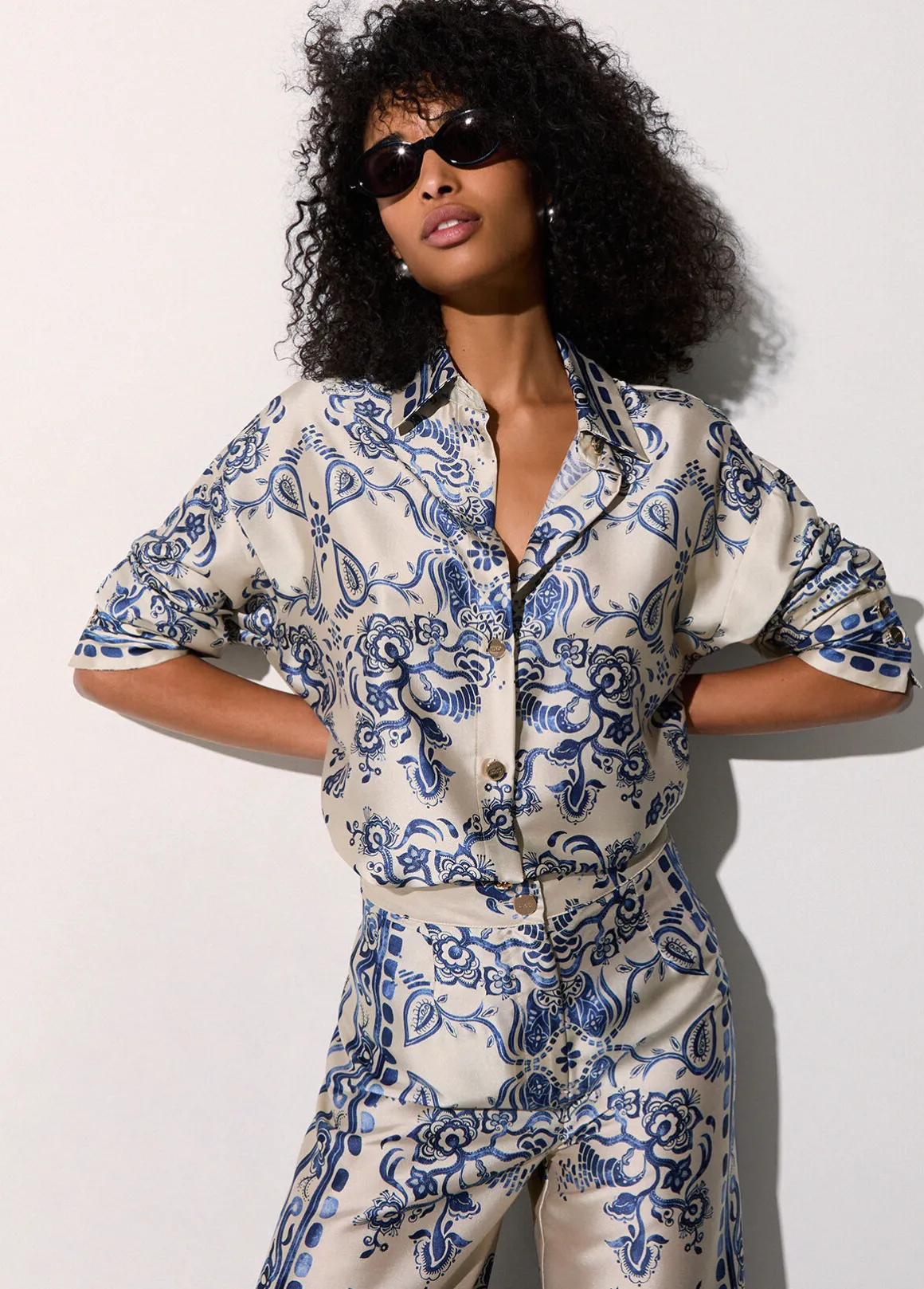 Camicia con stampa foulard