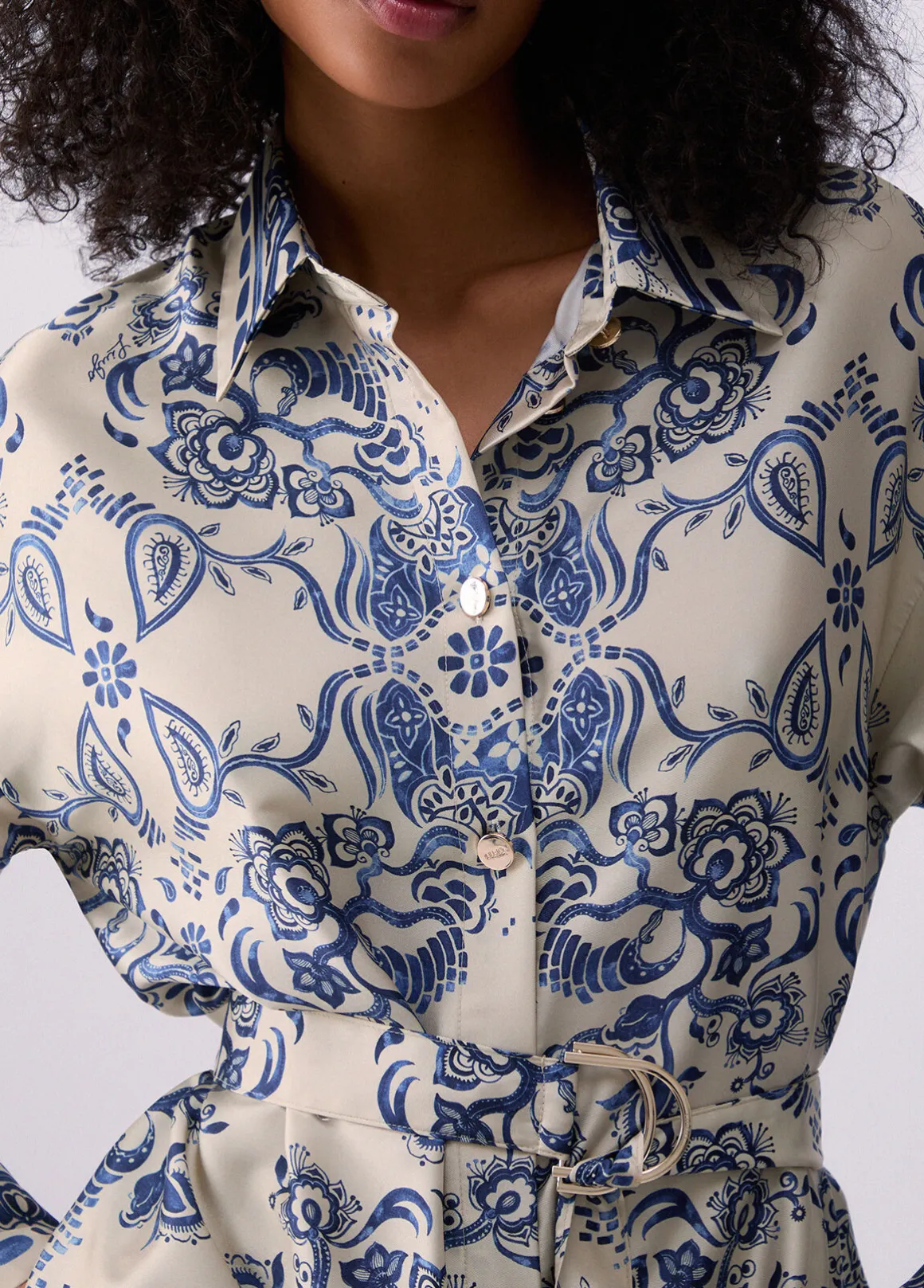Camicia con stampa foulard