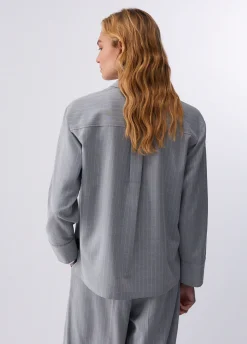 Camicia gessata con borchie