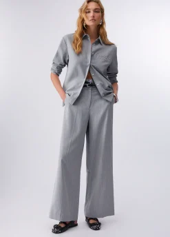 Camicia gessata con borchie