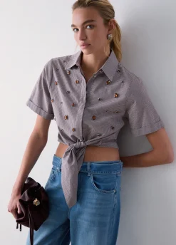 Camicia in vichy con ricami gioiello