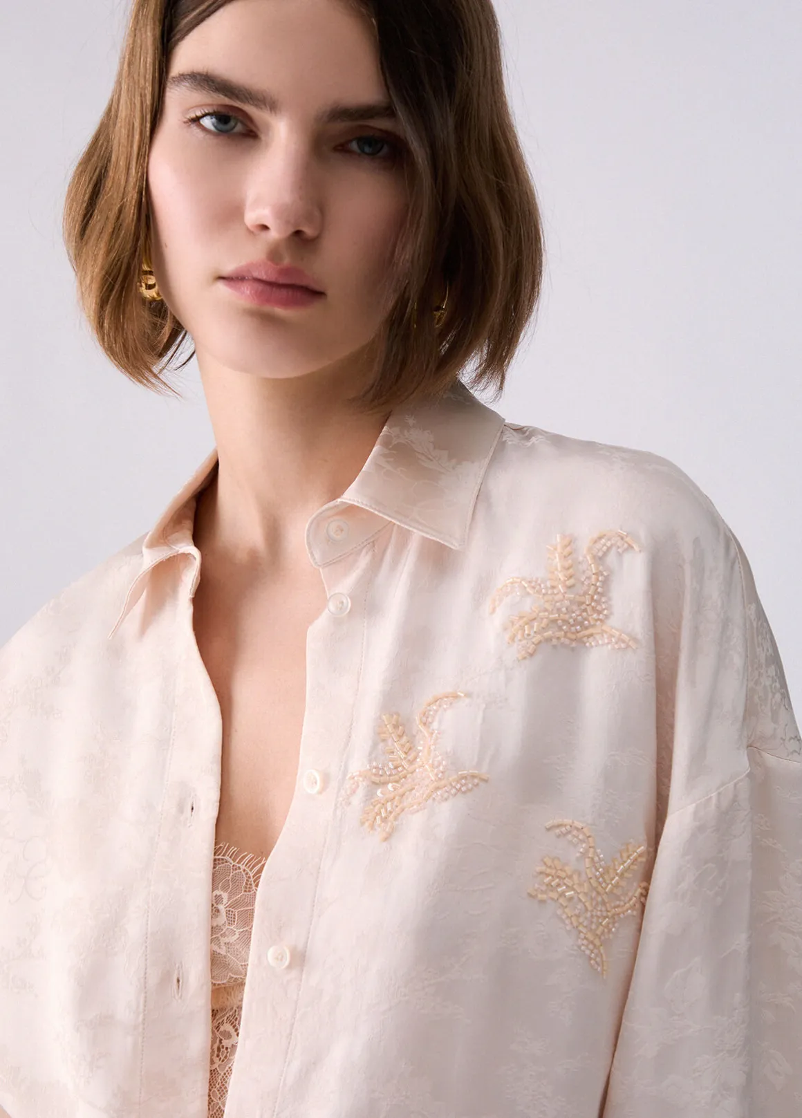 Camicia jacquard con ricami gioiello