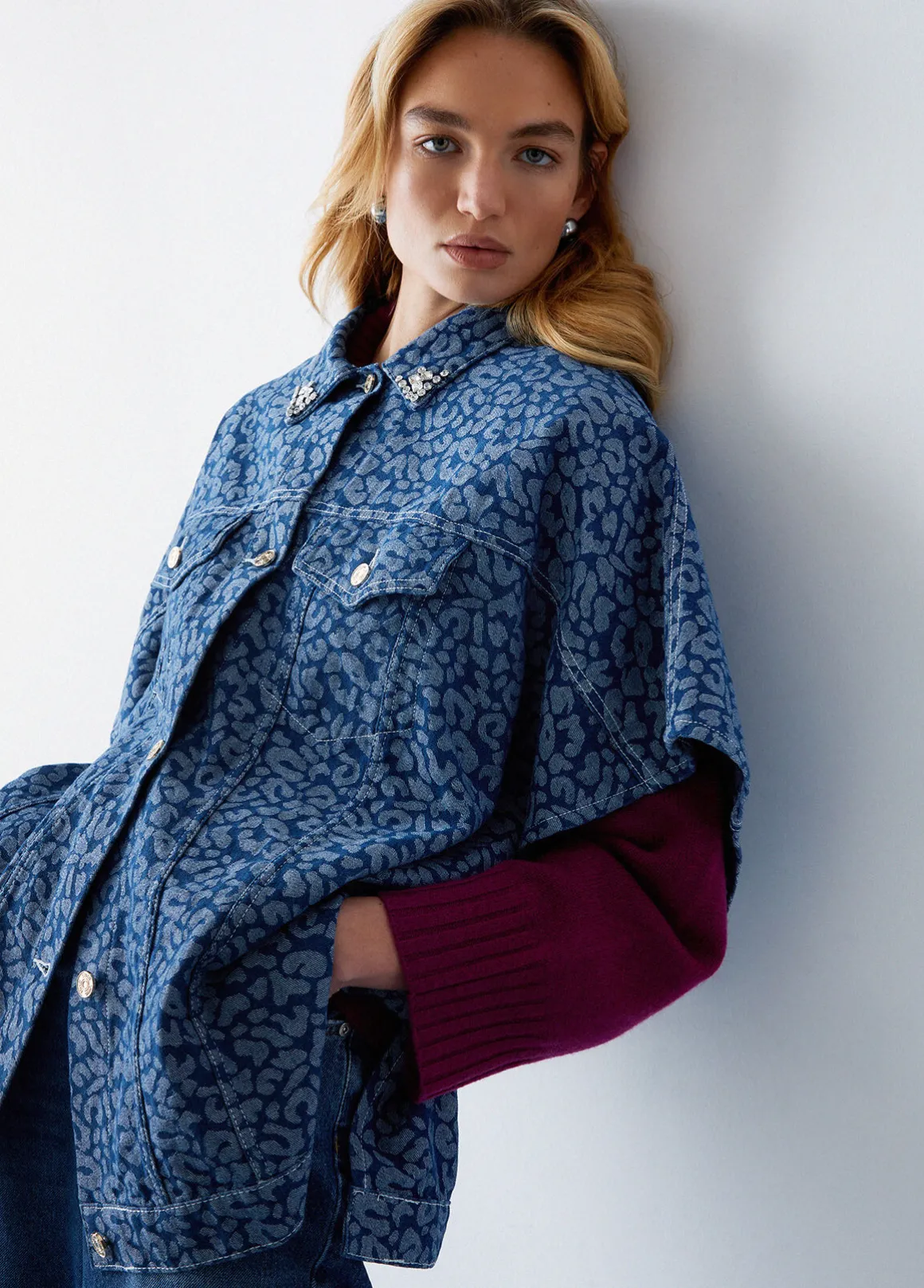 Cappa in denim animalier