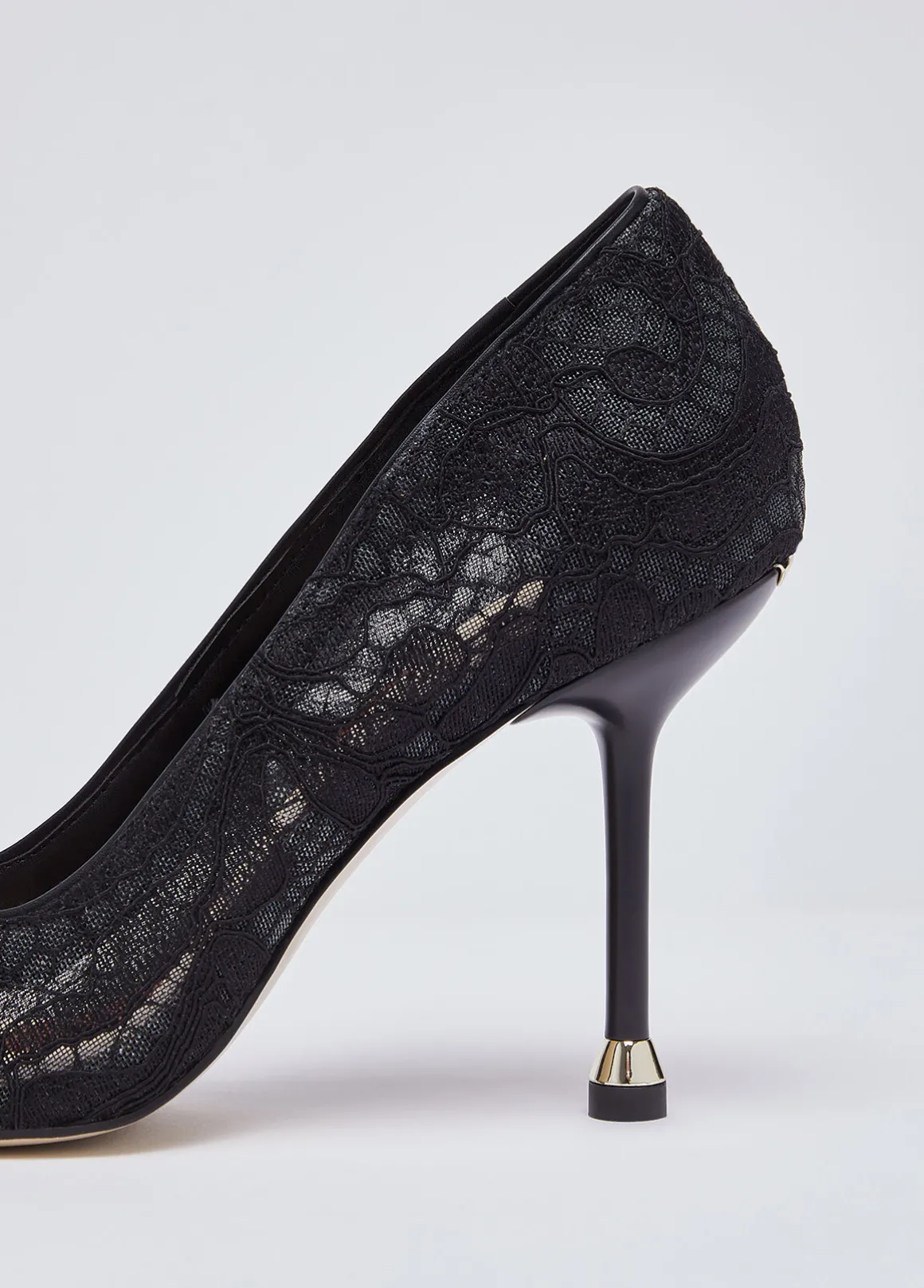 Décolleté in pizzo