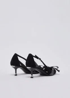 Décolleté in suede con cut-out