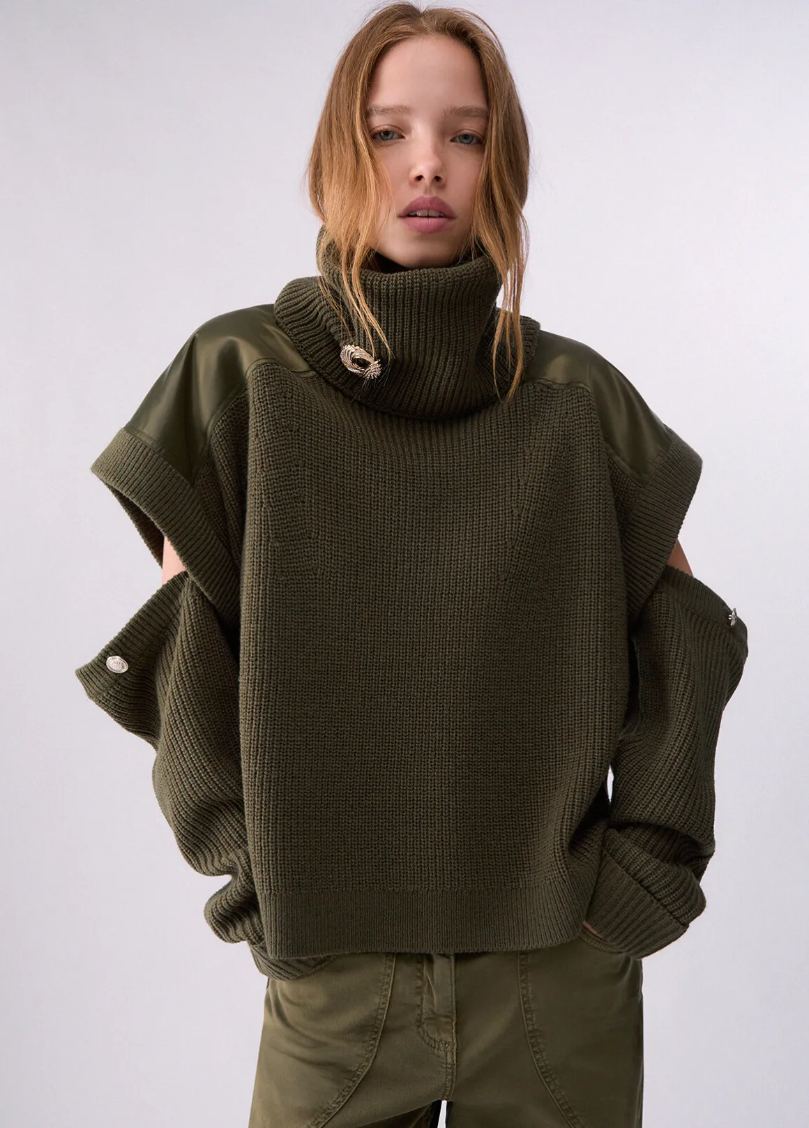 Dolcevita con cut-out