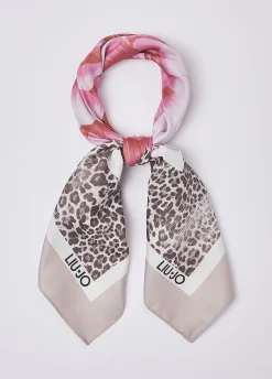 Foulard con fiore