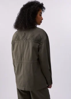 Giacca con dettaglio macramè