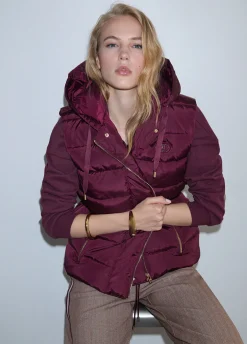 Gilet con cappuccio