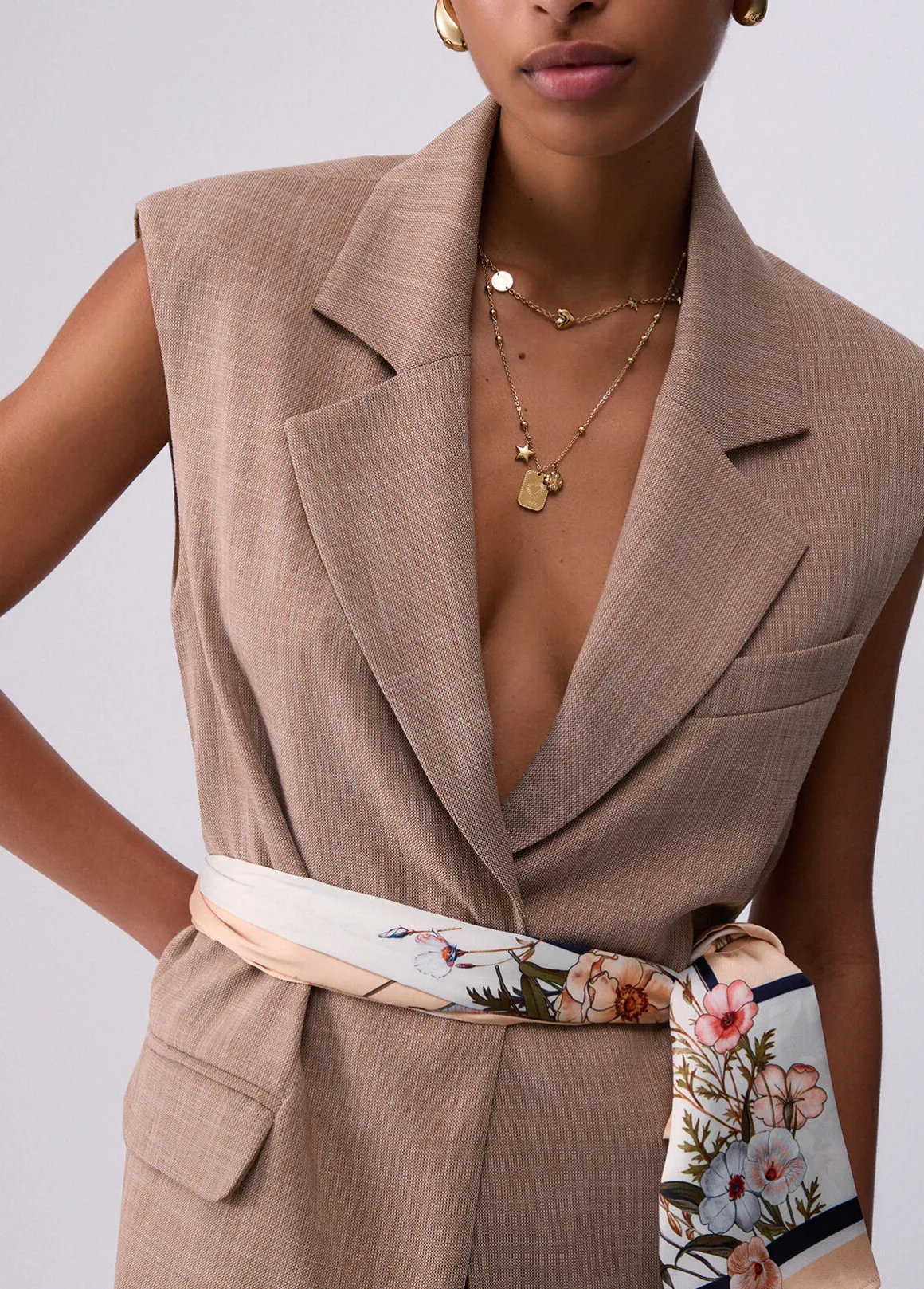 Gilet con foulard
