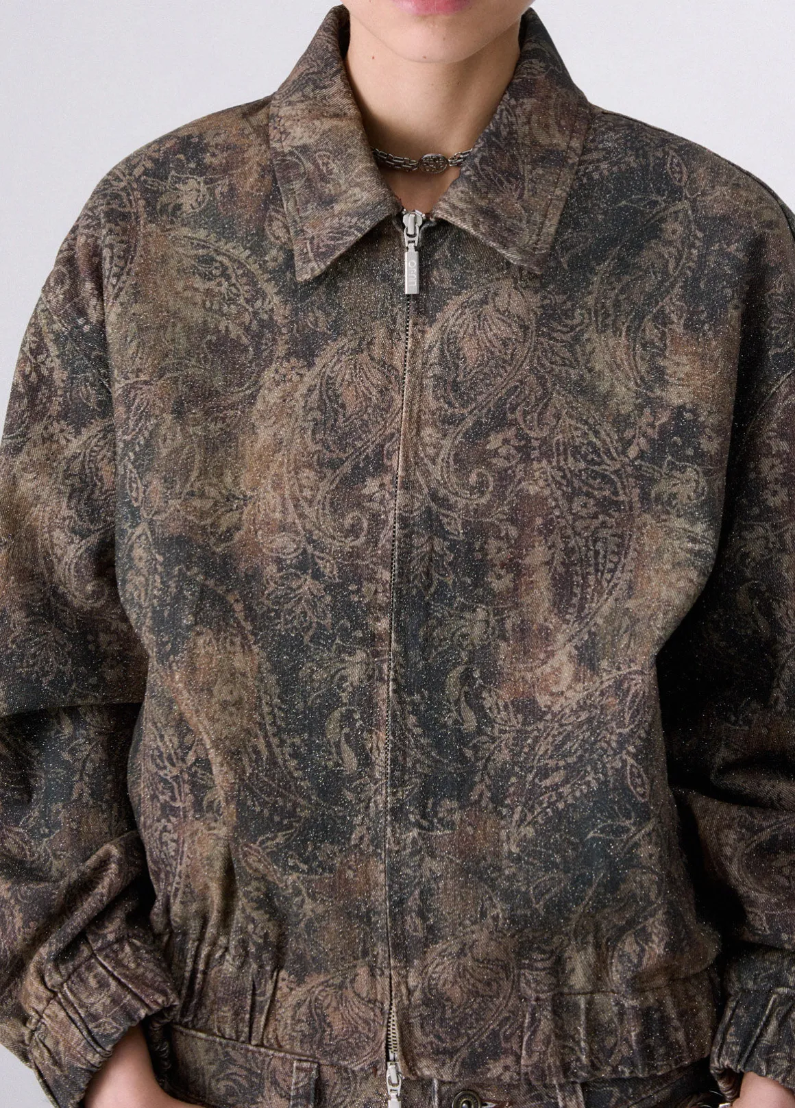 Giubbotto oversize con stampa glitter