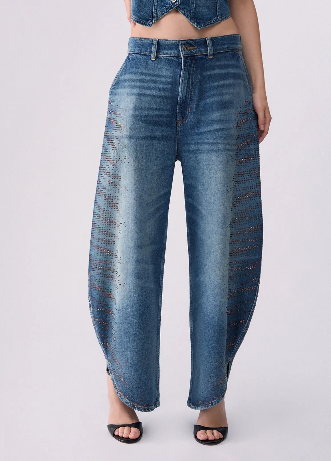 Jeans balloon con micro-strass