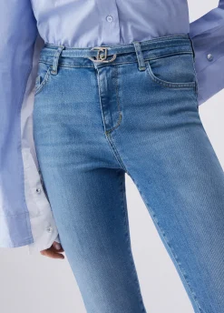 Jeans bootcut a vita alta