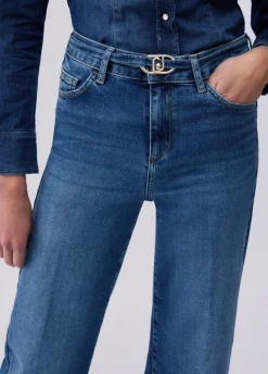 Jeans flare a vita alta
