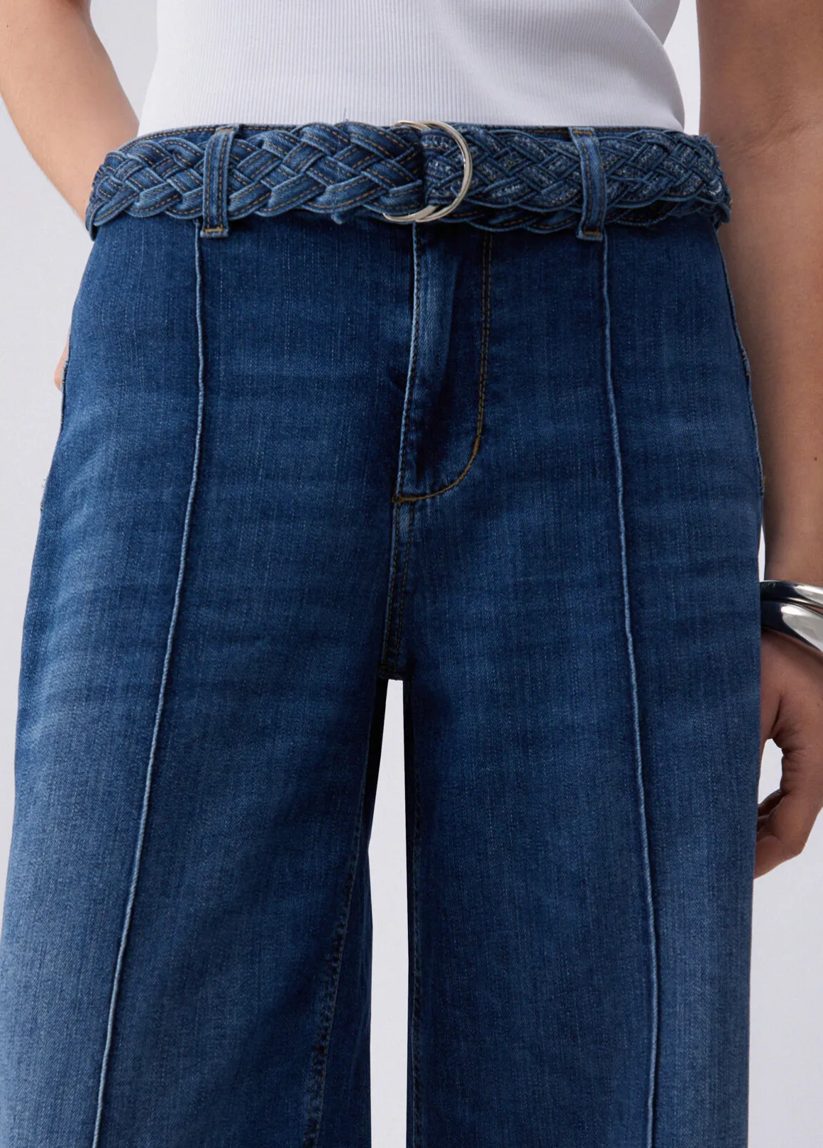 Jeans flare con cintura
