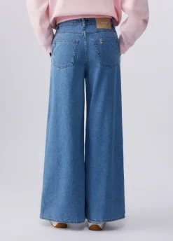 Jeans flare con spacchetti