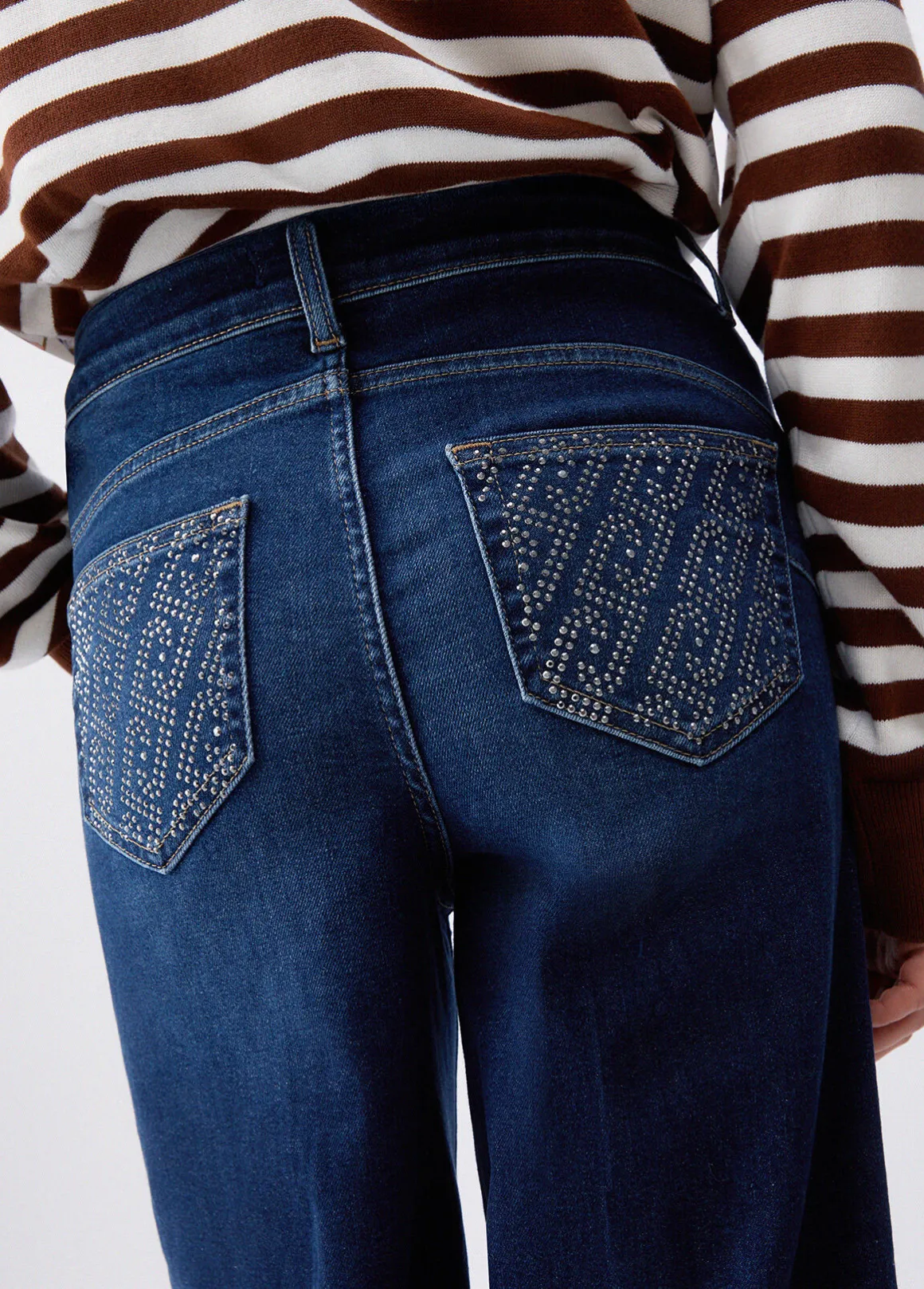 Jeans flare con strass