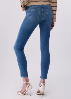 Jeans skinny a vita alta
