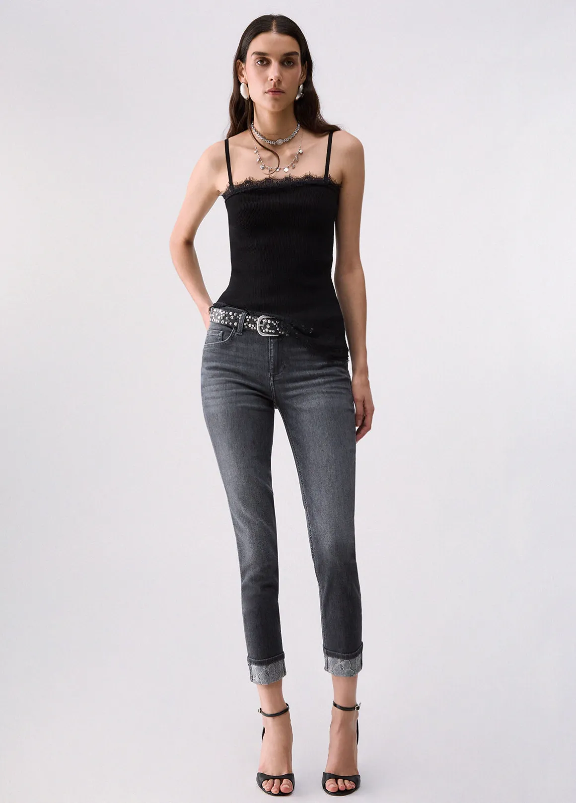 Jeans skinny con applicazioni