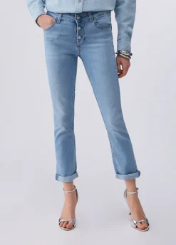 Jeans skinny con risvolto