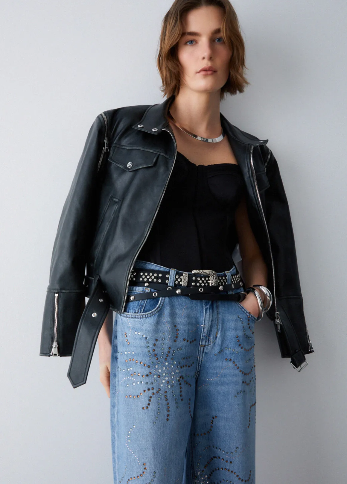 Jeans straight con strass