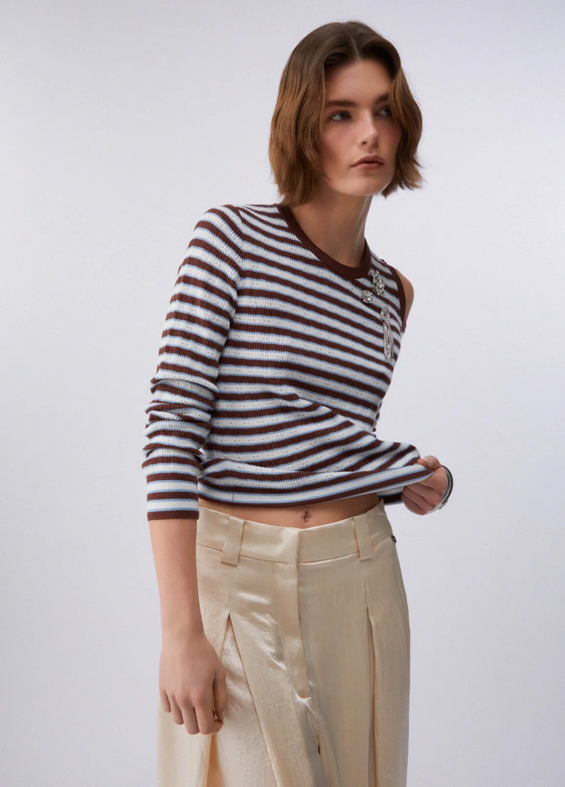 Maglia a righe con cut-out
