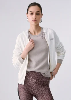 Maglia con cappuccio