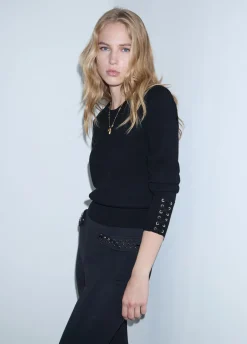 Maglia con stringhe