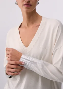 Maglia scollo a V laminata
