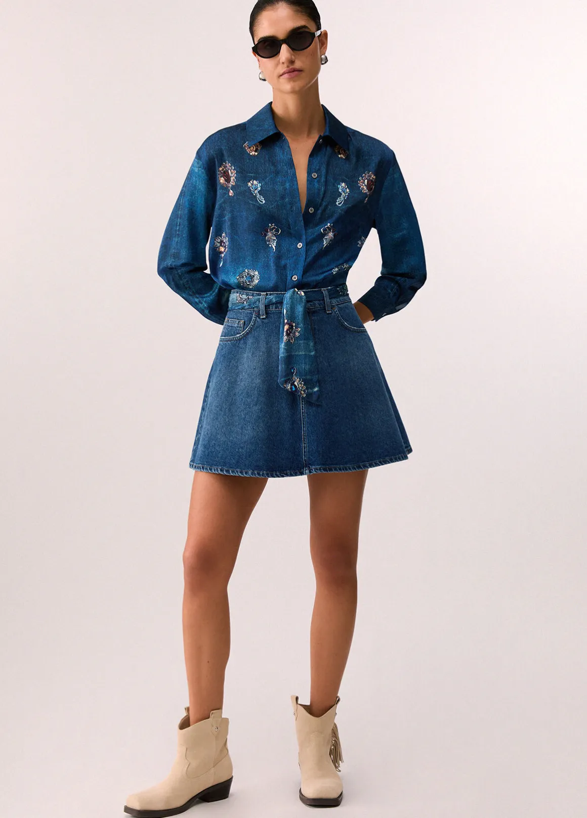 Minigonna in denim con foulard