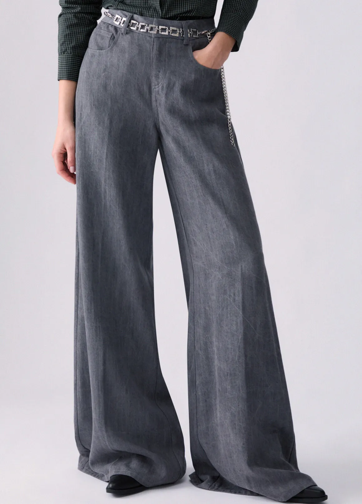 Pantalone flare con cintura