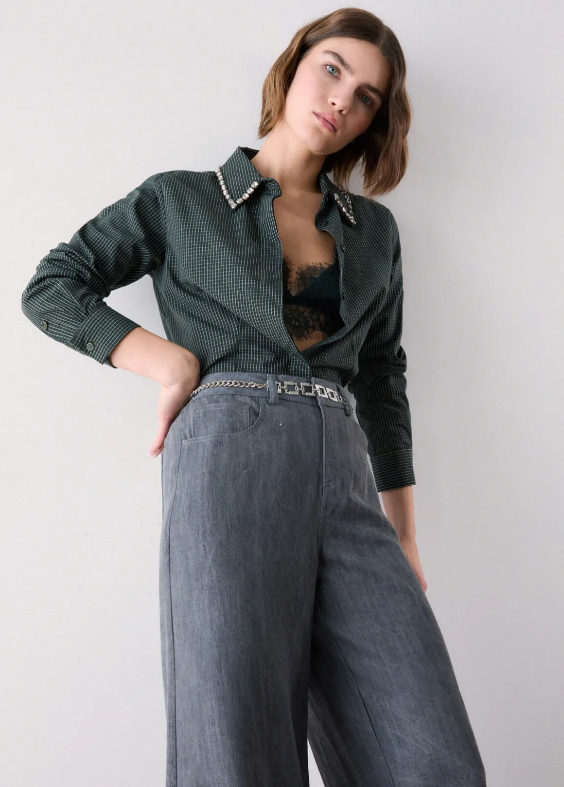 Pantalone flare con cintura