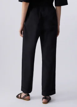 Pantaloni a vita alta