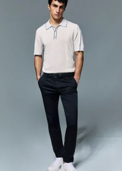 Pantaloni chino in raso